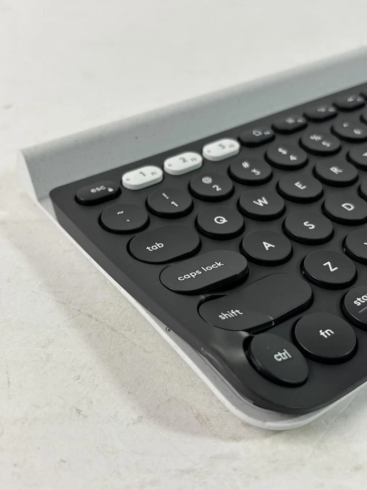 Logitech K780 Teclado Inalámbrico Multidispositivo para Ordenador (LEER) Foto 2 de 4