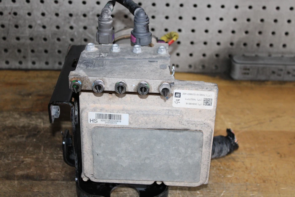 2008 Tahoe Yukon HYBRID ABS Pump Antilock Brake Anti Lock Assembly Booster Foto 3 de 4