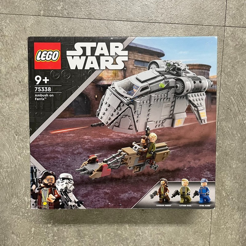Lego 75338 Star Wars Ambush on Ferrix 679pcs Factory-Sealed