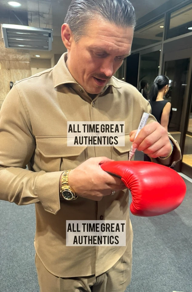 OLEKSANDR USYK BOXING CHAMPION ICON SIGNED 8x10 PHOTO 4 BECKETT BAS COA PROOF - Image 3 of 3