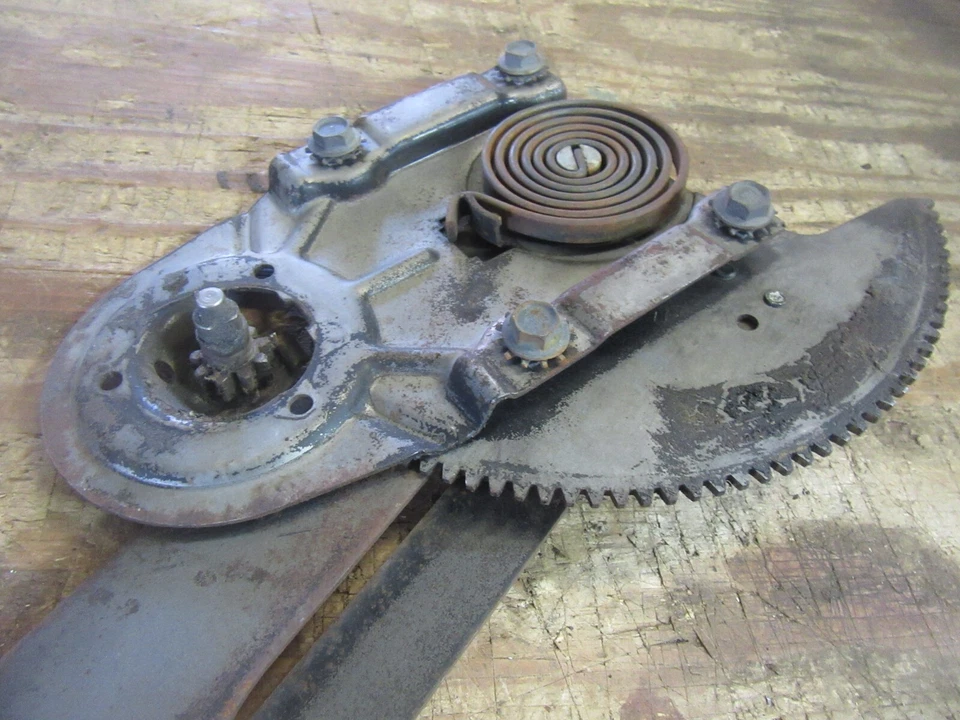 1965 Mercury Monterey 4 двери заднее центральное окно регулятор мощности кривошипно-шатунный механизм - Изображение 2 из 4