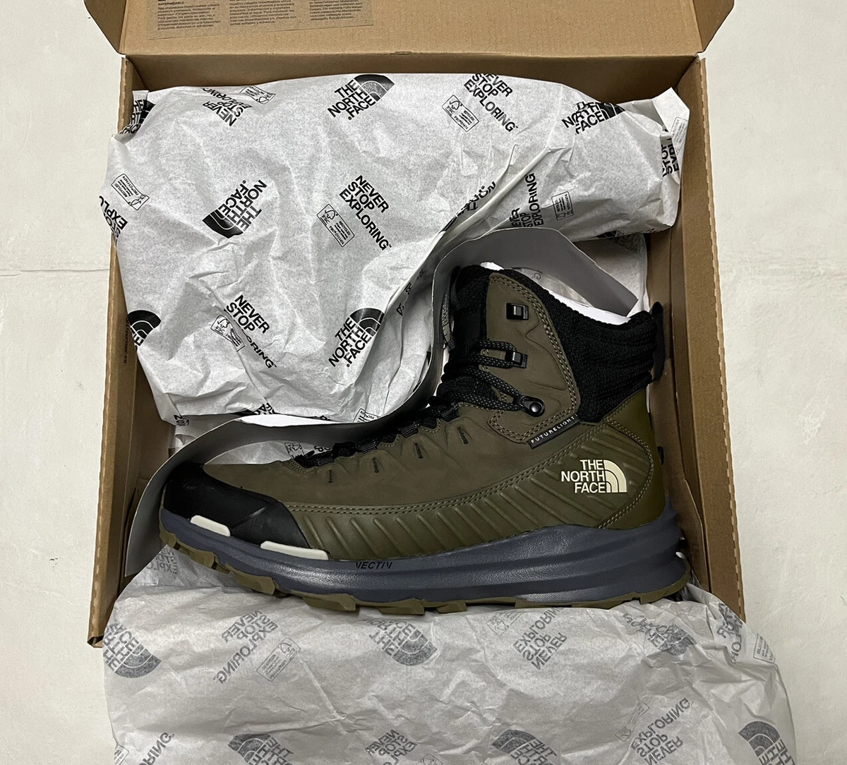 the north face vectiv fastpack insulated futurelight hiking boots men's