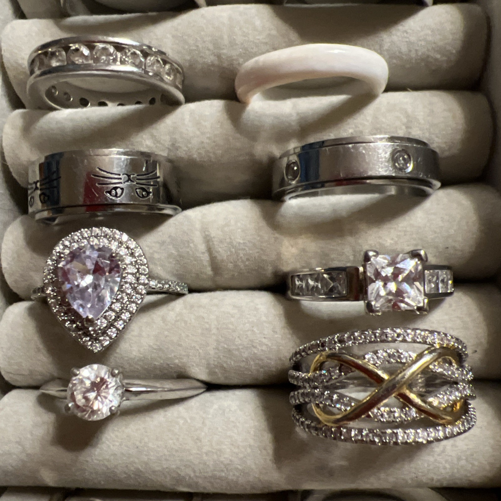 Vintage Assorted Ring Lot Mostly Silver Tone Cost… - image 3