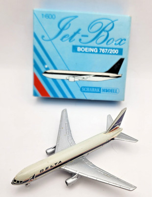 Schabak 1:600 Diecast Jet Nr.907 Boeing 767/200 Delta. with box