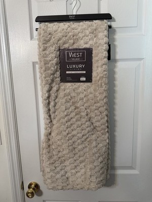 Tan Textured Throw Blanket New with Tags 50x60 Soft Cozy Home Decor Gift