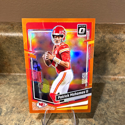 2023 Donruss Optic Patrick Mahomes II Chiefs Orange Prizm  124 /249!
