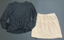 Girl's Old Navy Outfit size 6 - Heathered Black Sweater w/Khaki Jean Skirt EUC