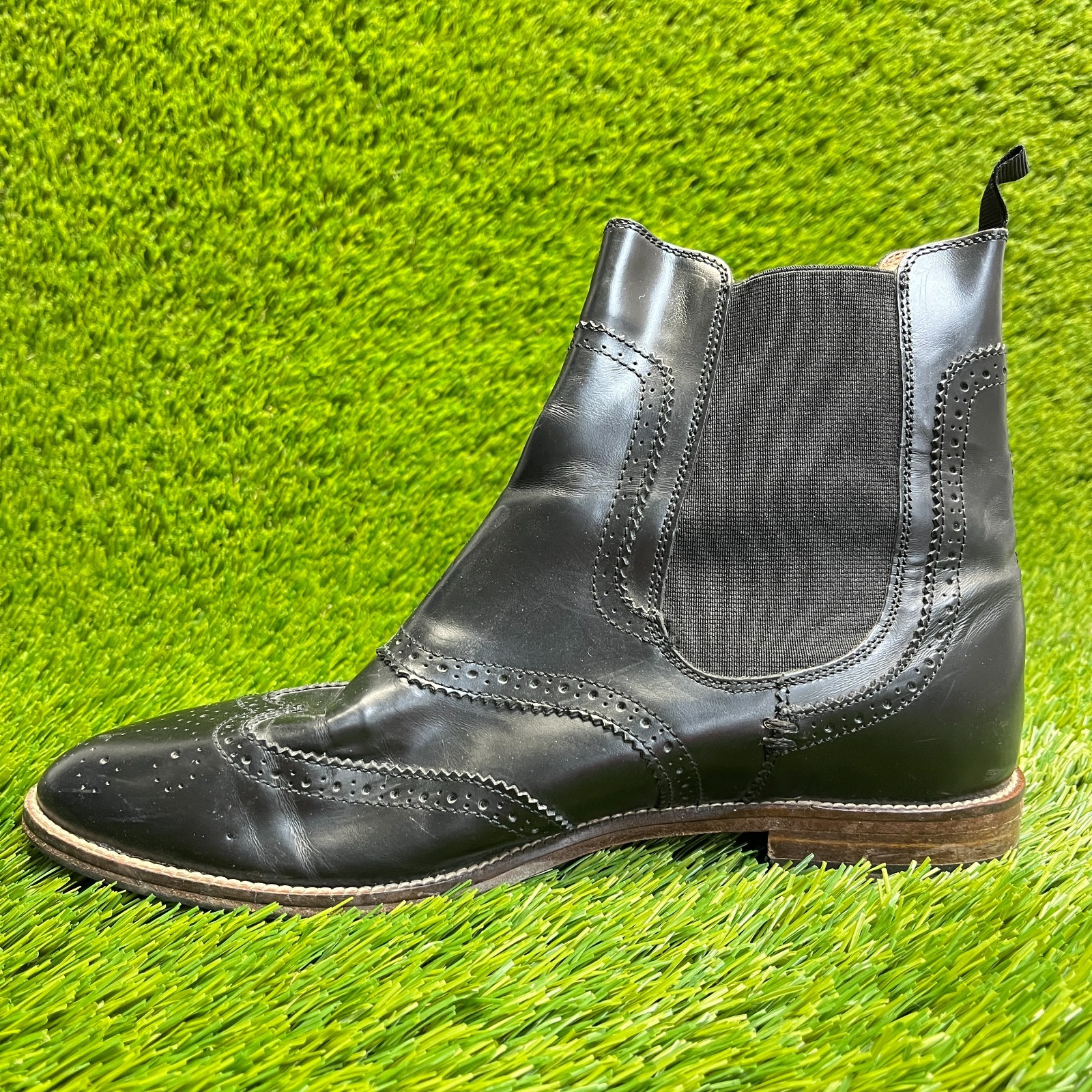 Massimo Dutti Womens Size 7 Black Classic Outdoor Leather Ankle Chelsea Boots thumbnail 2