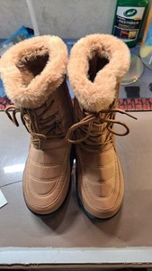 Ladies Size 8 Winter Boots New Wild Diva Lounge Brand