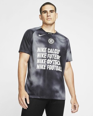 nike fc graphic crew