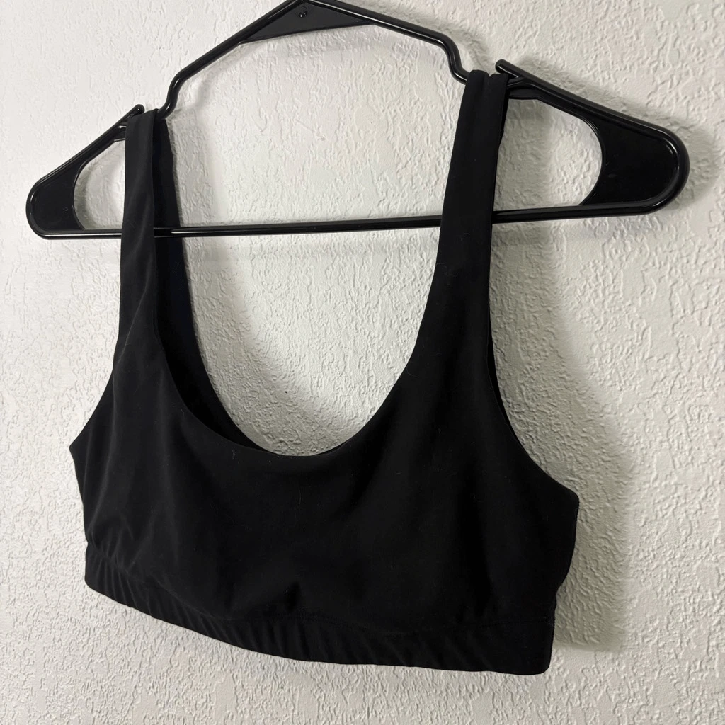 vuori scoop neck sports tank-bra
