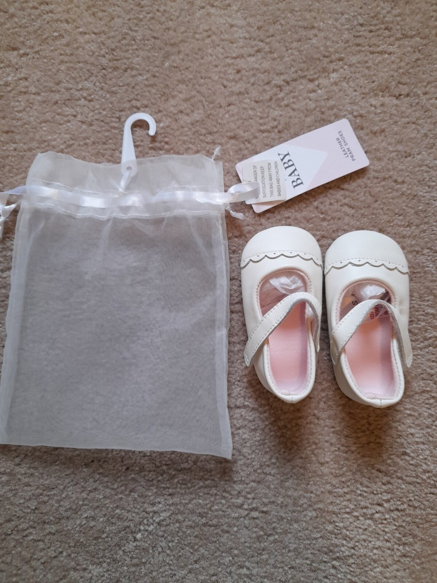 Marks And Spencer Leather Pram Shoe White Cream Pink 3-6 Mths
