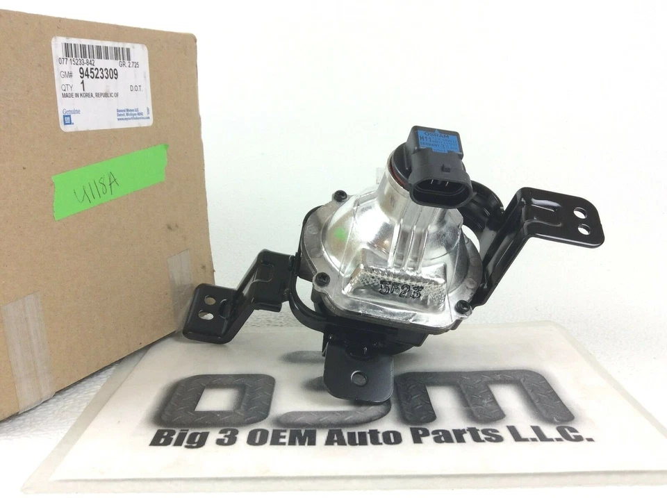 Chevrolet Cruze 2015-2016 lado derecho pasajero delantero antiniebla nuevo OEM 94523309 Foto 4 de 4