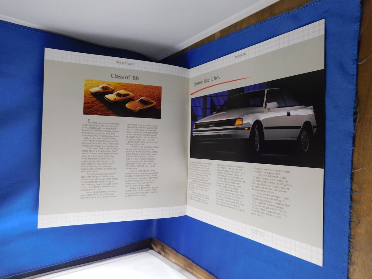 TOYOTA CELICA CAR BROCHURE BOOK VINTAGE 1988 SALES DEALER G-TS GT