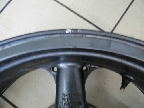 E3. Kawasaki ZX9 R ZX900 C Felge hinten Hinterrad 5,5 x 17 + Bremsscheibe 4,6mm - Picture 6 of 6