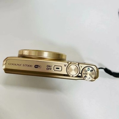 Nikon COOLPIX S7000　ゴールド Near Mint-Nikon COOLPIX S7000 Gold 20x 16.0MP Camera English