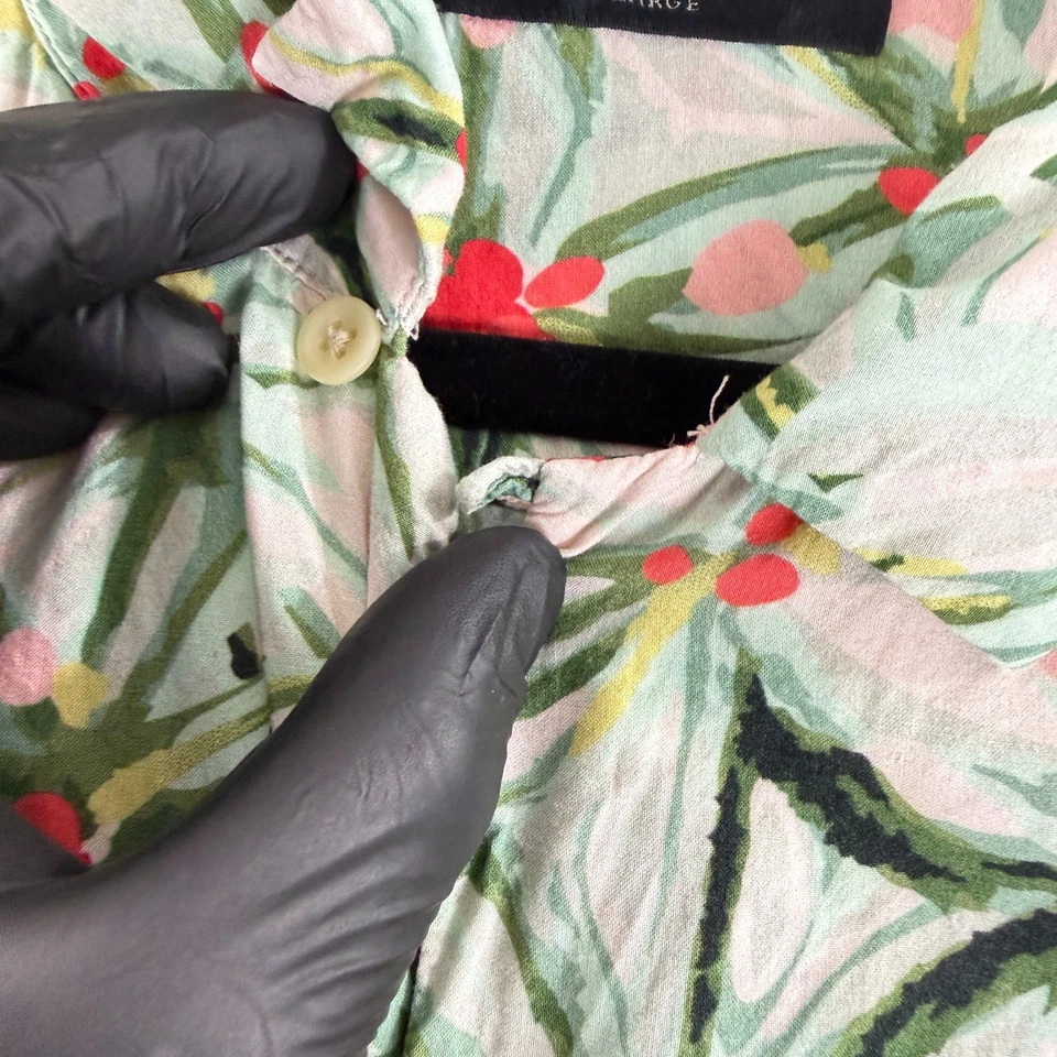 Camisa con botones AllSaints Yukka para hombre talla X-grande verde hawaiana manga corta Foto 3 de 4