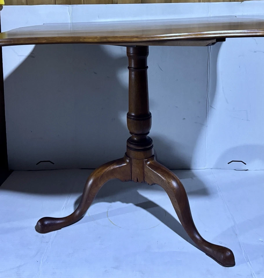 18th Century Serpentine Tilt Top Tea Table Georgian Mahogany Tripod Pad Feet - Image 3 of 4