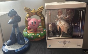 Edição padrão da estátua de PVC Kirby And The Goal Door (f4f