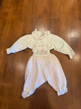 Vintage Carter  s Baby Girl Floral Embroidered 2 Piece Outfit Size 6 Months