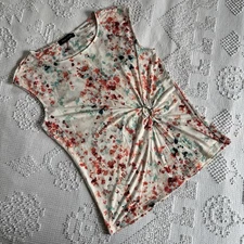 Ivanka Trump women’s size medium sleeveless cinch front top