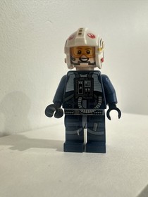 LEGO Star Wars Rogue One Rebel Pilot U-wing / Y-wing Minifigure 75155 SW0793 1D