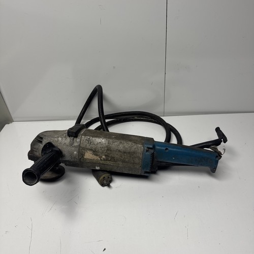Makita 15 Amp Corded Angle Grinder For Parts or Repair