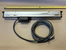 MITUTOYO LINEAR SCALE UNIT AT2-FN300 529-203- Y-AXIS SCALE