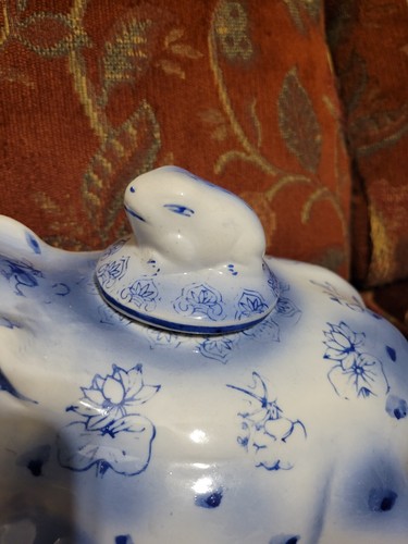 Jarro de colección con tapas de rana y porcelana azul blanco y rana de bebé - Imagen 2 de 9