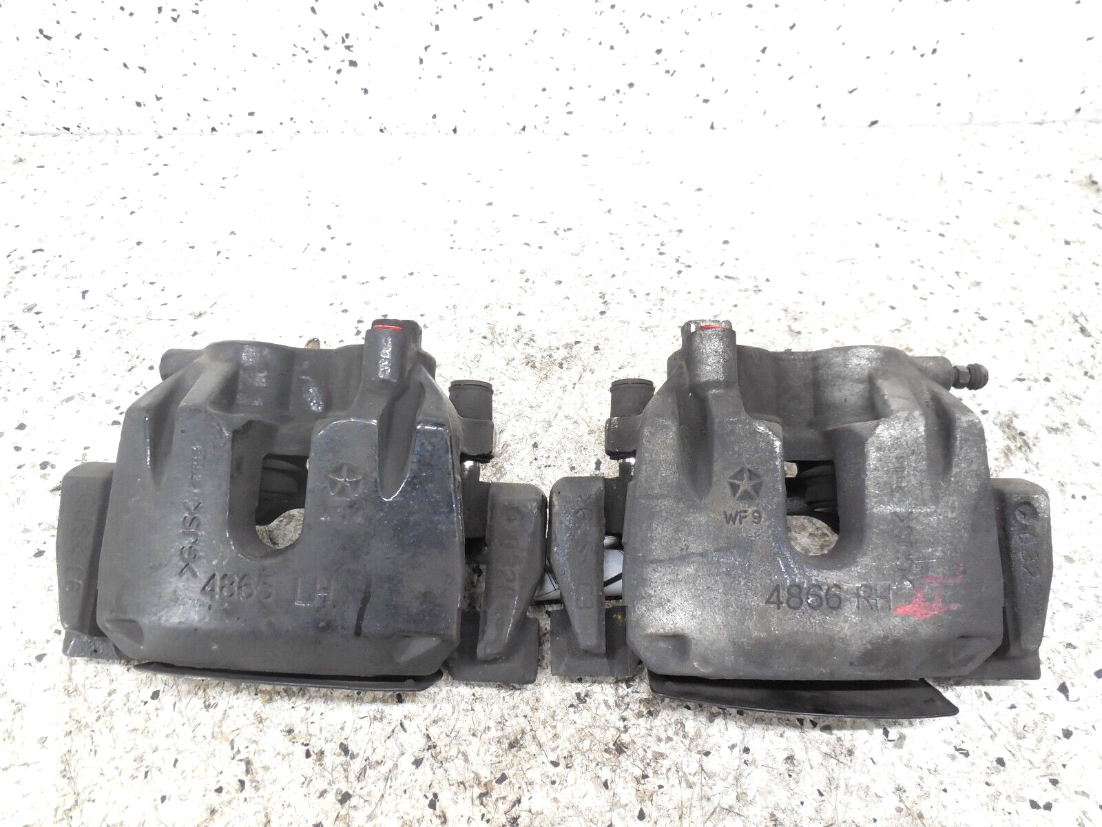 2017-2020 Maserati Levante 3.0L Front Brake Caliper Pair Left Right LH RH OEM