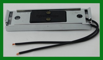 Maxxima 1X4 Chrome Plastic Incandescent or LED Light Base Mount with Twin Wires