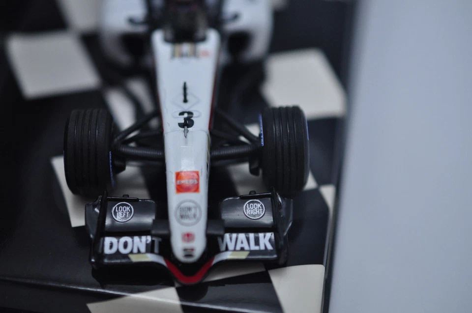 Minichamps PMA 1:43 BAR B.A.R. Honda 007 F1 Jenson Button EX con estuche de plástico Foto 3 de 4