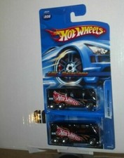2 2006 HOT WHEELS GMC