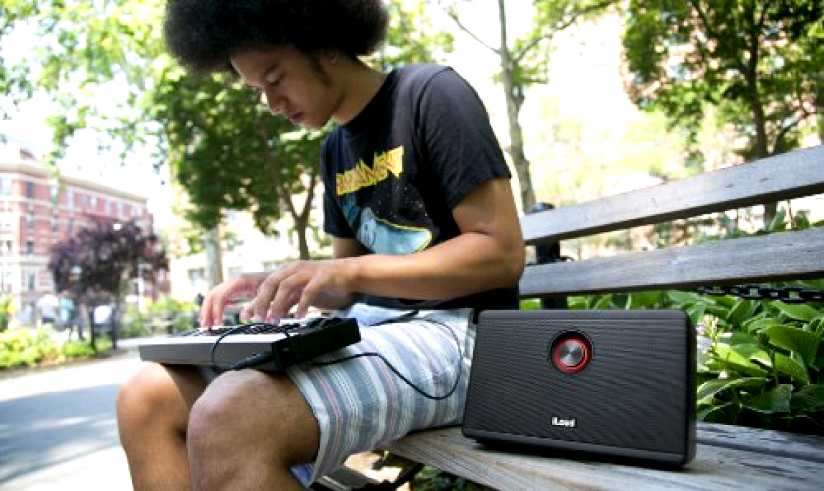 ik multimedia iloud 40w portable personal speaker