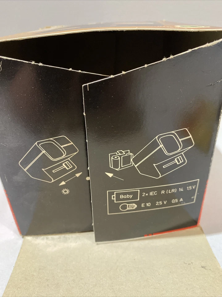 Visor de diapositivas iluminado HAMA de colección #3699 funciona con pilas con lente de aumento Foto 4 de 4