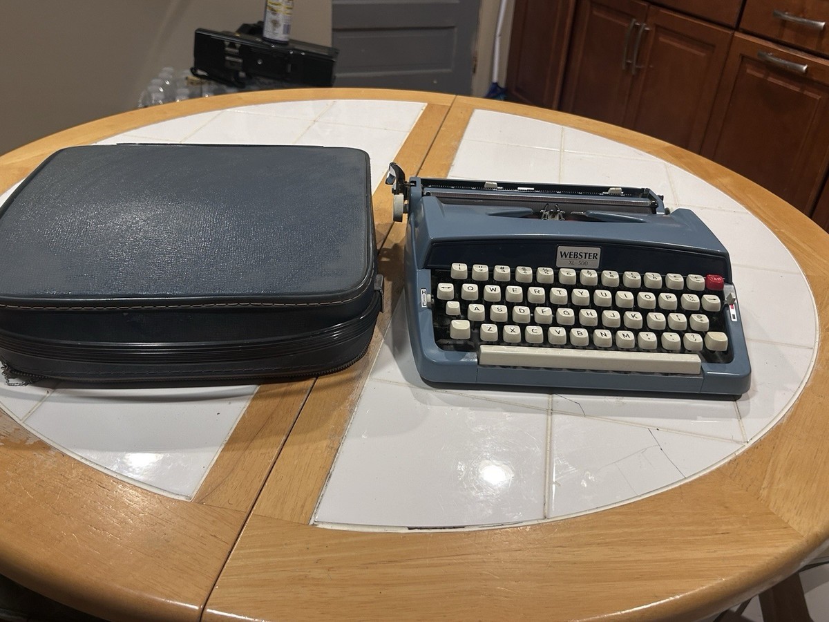Vintage Brother Webster XL-500 Typewriter 60s Blue Ultra-Portable
