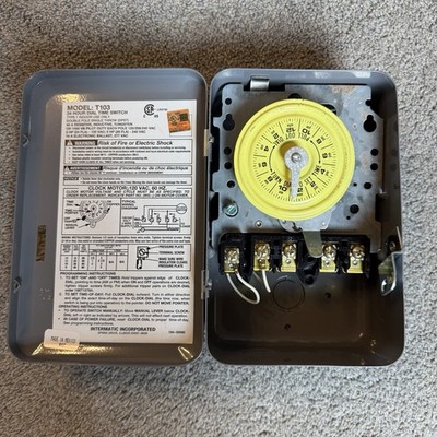 Intermatic T103 24-Hour Mechanical Time Switch DPST 120/240V Indoor