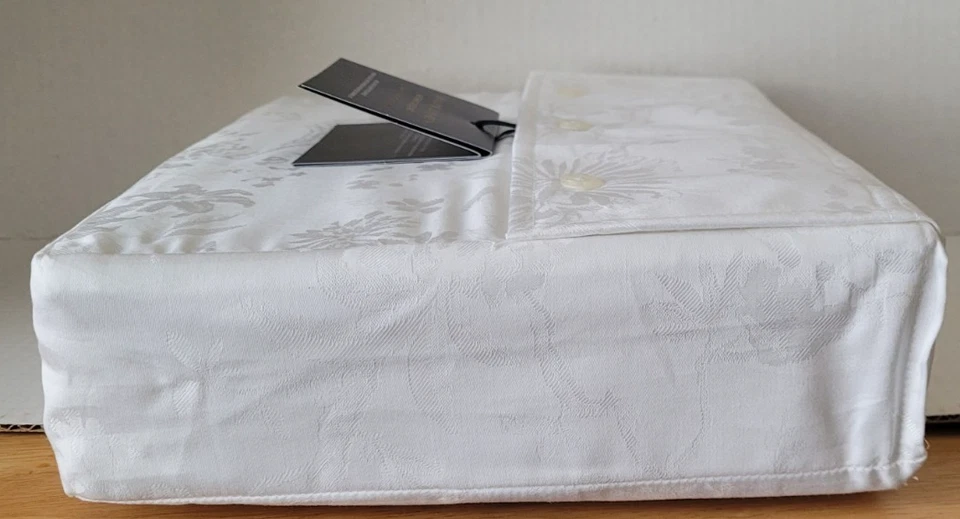 Ralph Lauren Bethany Jacquard Studio White King Extra Deep Fitted Sheet Organic - Image 4 of 4