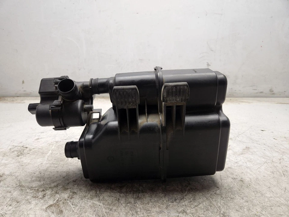 2004-2008 BMW 530I Fuel Vapor Canister 3.0L A/T OEM 16-13-7-162-350 - Image 2 of 4