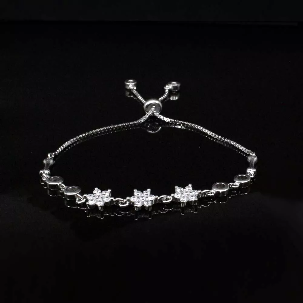 Lightweight Bracelet Silver | Elegant and Comfortable Silver Bracelets –  NEMICHAND JEWELS