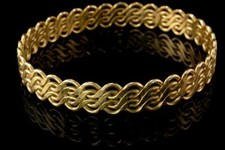 VINTAGE GOLD FILLED KNOT ORNAMENT BANGLE BRACELET A803-154