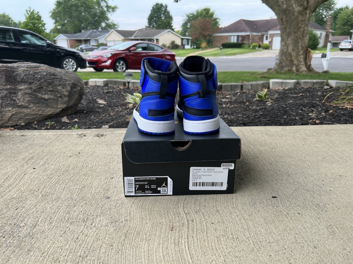 air jordan 1 flyease hyper royal