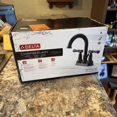 New Open Box Delta Chamberlain Centerset Black 2Handle Bathroom Faucet 25747LFBL