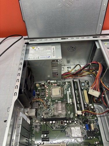 Dell Vostro 410 Desktop Intel Core QUAD 2.4ghz NO HDD 2GB ram SEE NOTES - Picture 3 of 9