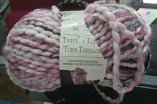 Loops & Threads Twisted Tones Yarn "Tuberose"