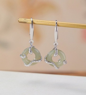 N02 Ohrringe Schlange windet sich um Kreis aus heller Jade Sterling Silber 925