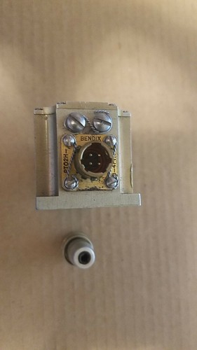 Whittaker Corp 54875-5 Druckmessumformer 0-60 PSI 28VDC In 0-5VDC Out #50237 - Bild 7 von 8