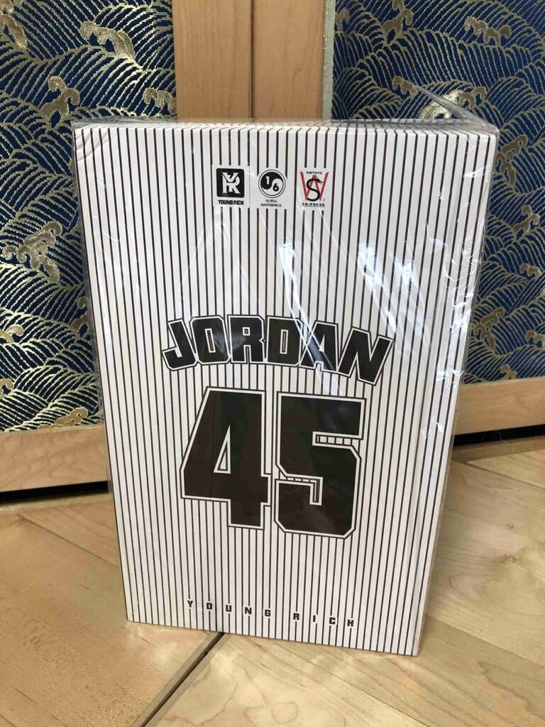 1/6 Michael Jordan Action Figure White Sox 45 MLB NBA 1/6 Michael Jordan Action Figure White Sox 45 MLB NBA