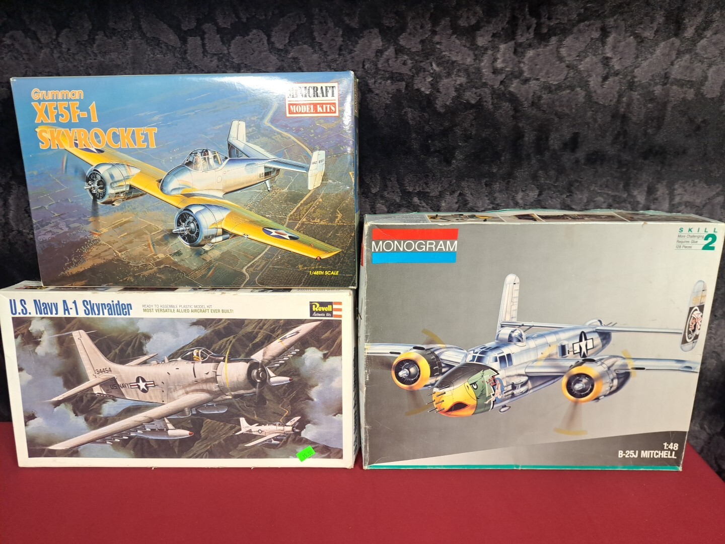 LO3 MONOGRAM B-25J Mitchell MINICRAFT Grumman XF5F-1 REVELL US Navy A-1 Skyraidr