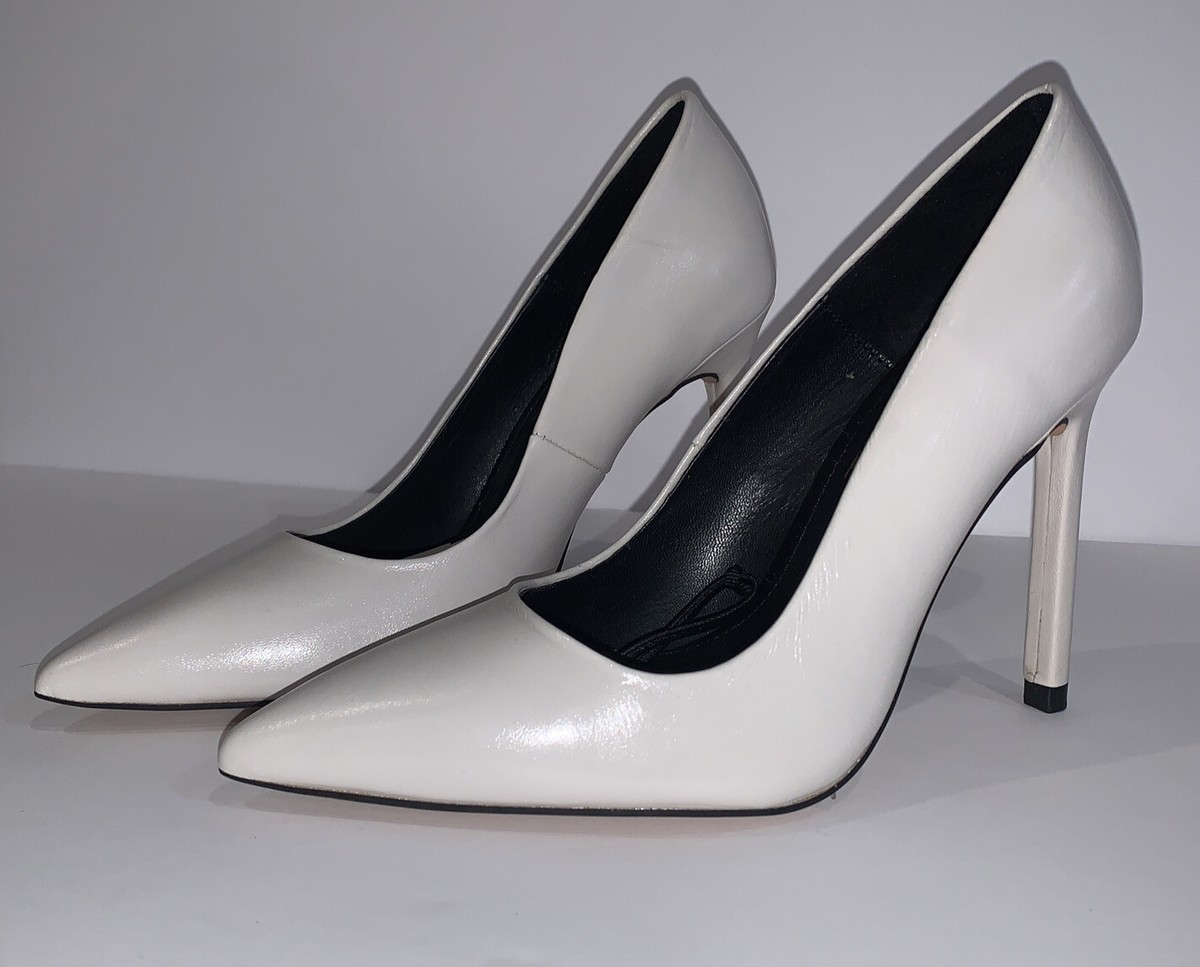 beige pumps zara